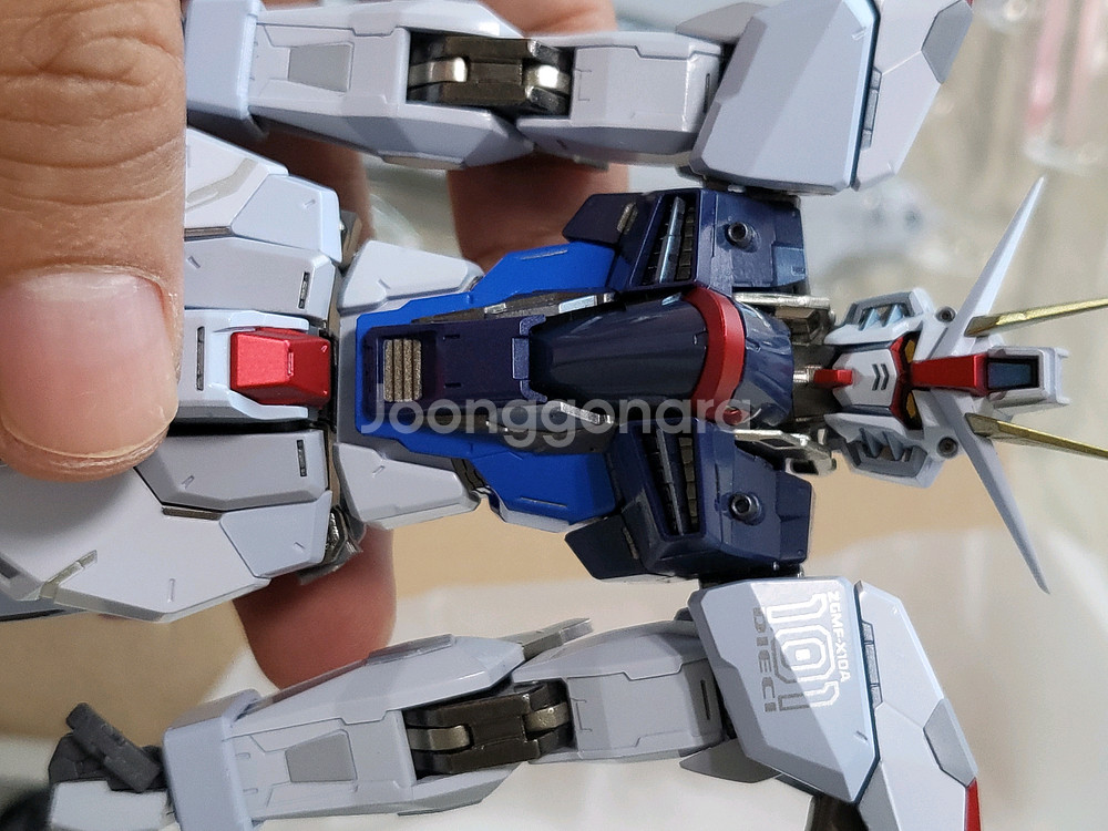 팝니다 메탈빌드 프리덤 컨셉2 스노우 스파클 개봉 전시품--6