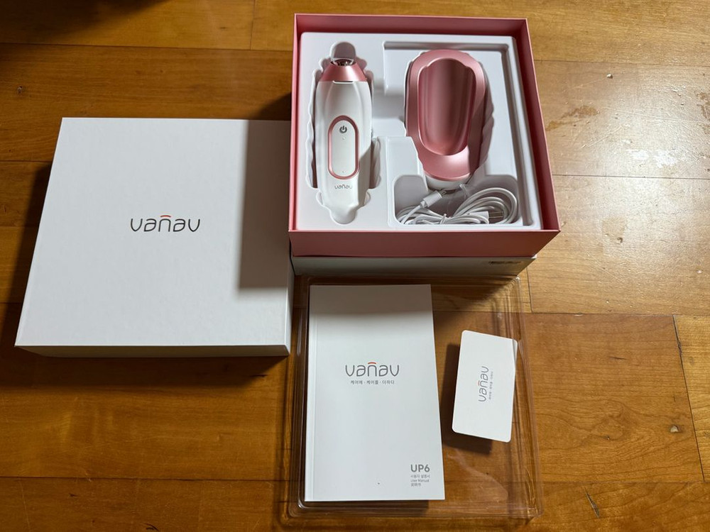 바나브 UP6 피부관리기 풀박스--1