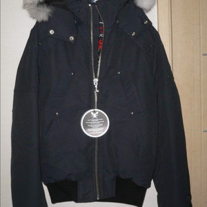 무스너클 발리스틱 봄버 재킷 네이비 컬러 화이트퍼 캐나다 다운 점퍼 moose knuckles 이미지