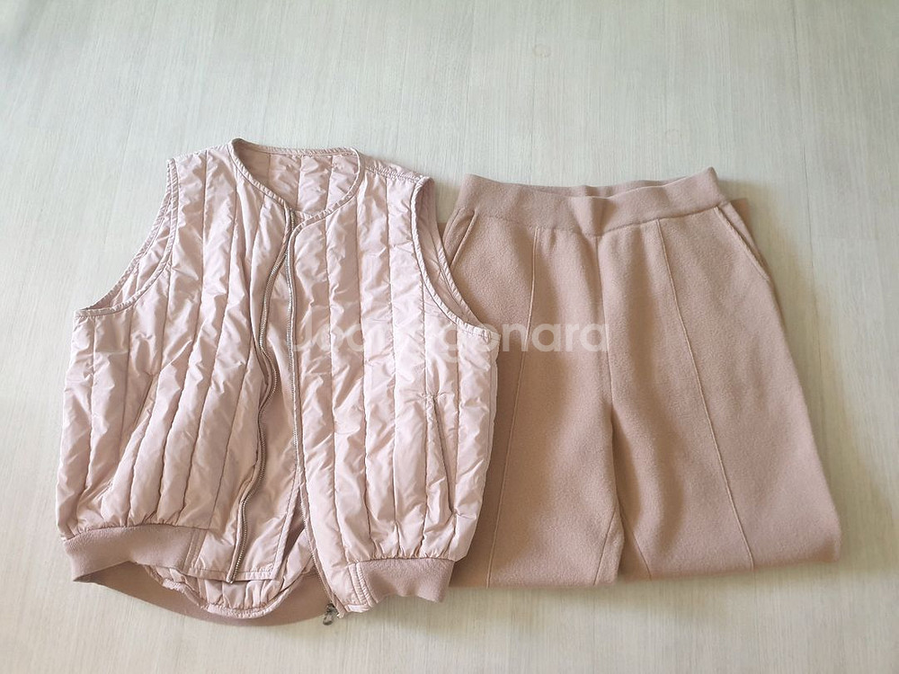 한섬 타임 조끼 .니트바지 셋트판매--1