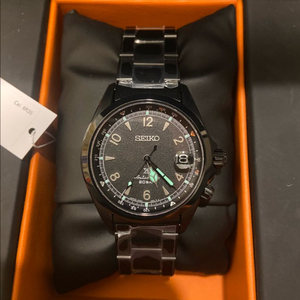 세이코 알피니스트 블랙 리미티드 에디션 SPB337j1 이미지