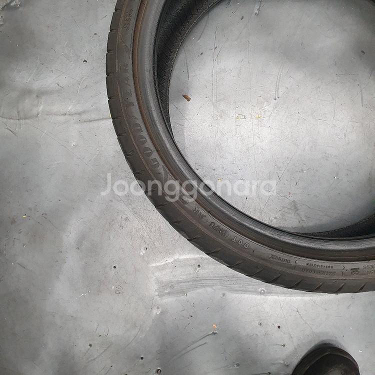 245 35 20 2453520굿이어이글f1 런플 1짝판매--6