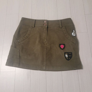 PEARLY GATES 파리게이츠 카키 골프 스커트 (내장 이너팬츠) 판매해요