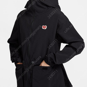 나이키 여성 우븐 재킷 HV8727-010 블랙 크링클