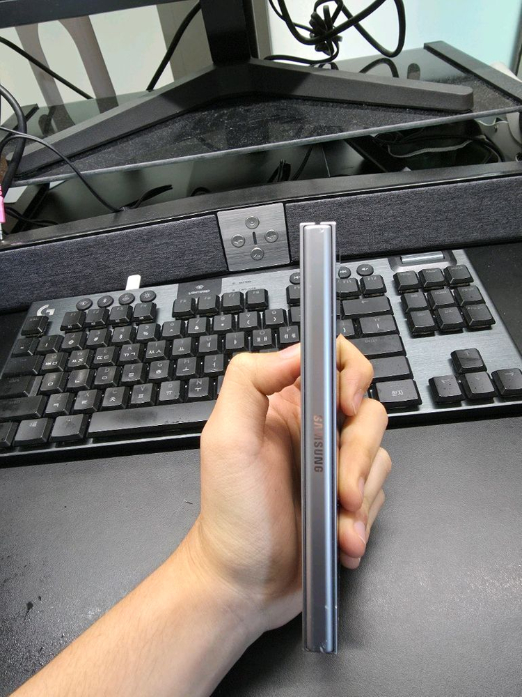 갤럭시 Z플립6 256GB--7