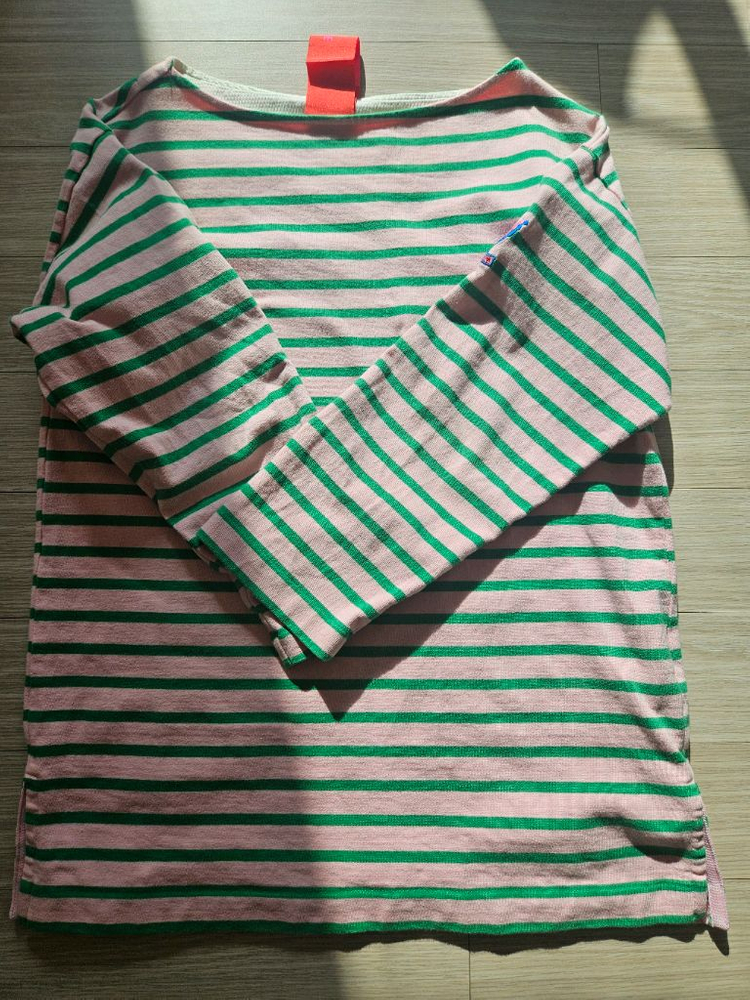 럭키슈에뜨 스트라이프 긴팔 티셔츠 FREE--2