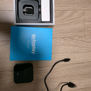 차량 MPEON Autoplay S100 무선 엠피온 안드로이드 오토 입니다.