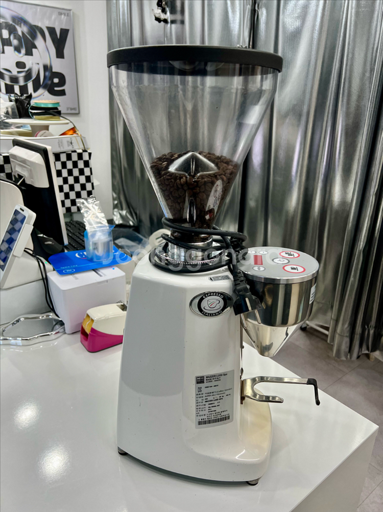 메져 슈퍼졸리 그라인더+받침대넛박스 팔아요--2