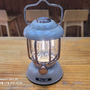 레트로(빈티지) 휴대용 캠핑 6000mAh 랜턴(카키 색상) 판매합니다.