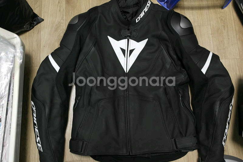 [신형] 다이네즈 아브로4 가죽자켓 54호 -검흰---0
