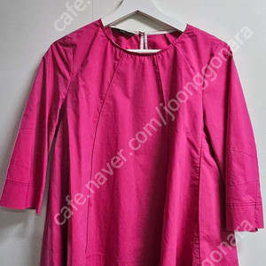 가격내림! 라일라 마시 꼬떼 절개 블라우스(택포)