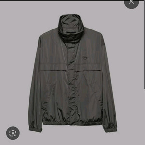 프라다 테크니컬 자켓(새상품)페브릭자켓 하이넥아노락수트바람막이패딩 자켓블루종바람막이블루종 구찌루이비통디올에르메스