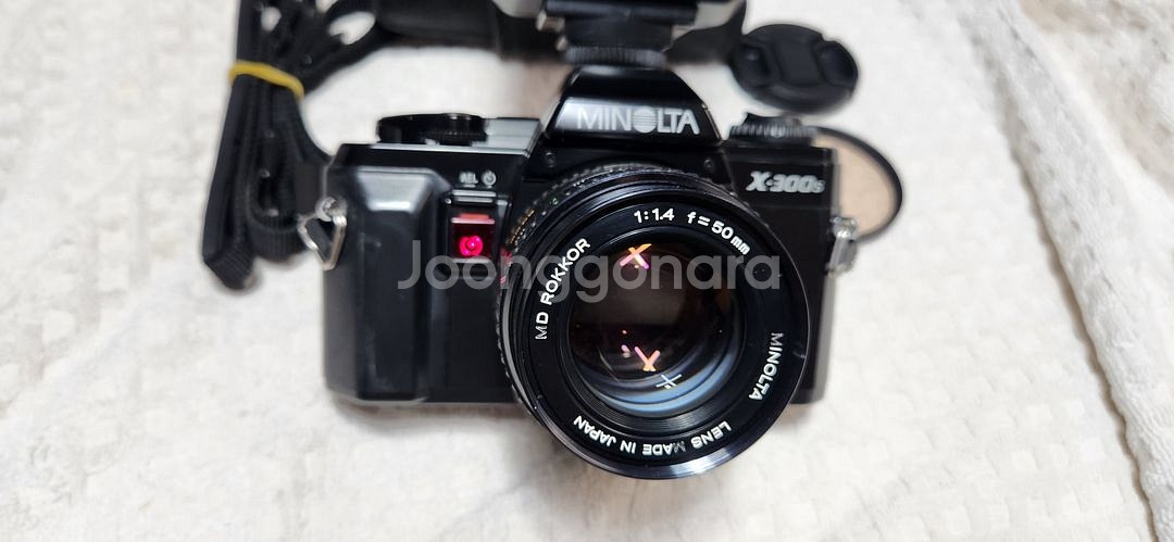 미놀타X300S(일본제,A급), MD ROKKOR 50/1:1.4, 후레쉬, 케이스.--3