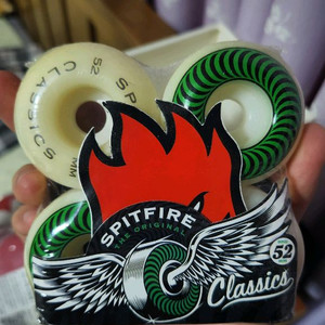 스케이트보드 용품 여러개 스핏파이어 DGK왁스 몹그립 이미지