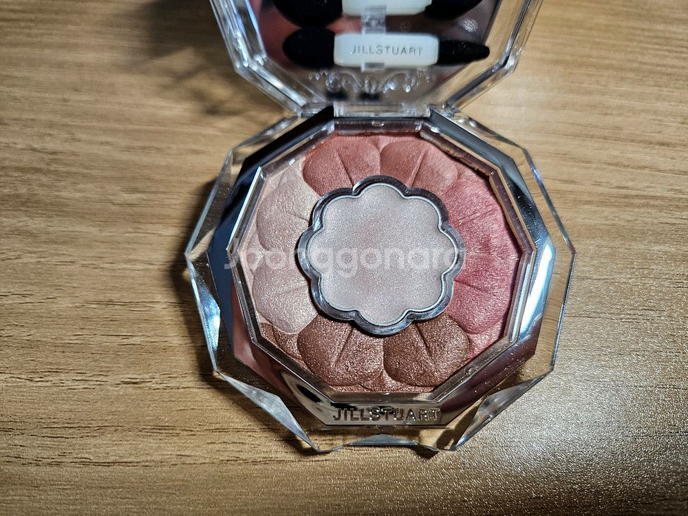 질 스튜어트 섀도우 팔레트 블룸 꾸뛰르 아이즈 03--0