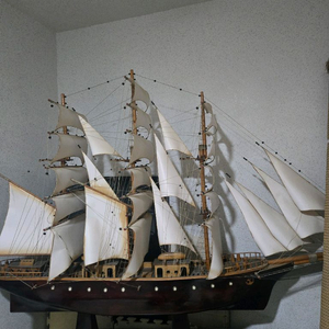 대형 선박 모형 이미지