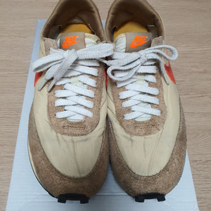 나이키 데이브레이크 SP 베가스골드 270사이즈 16만