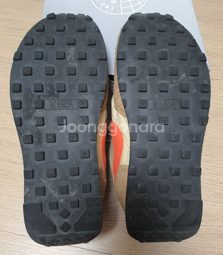 나이키 데이브레이크 SP 베가스골드 270사이즈 16만--1