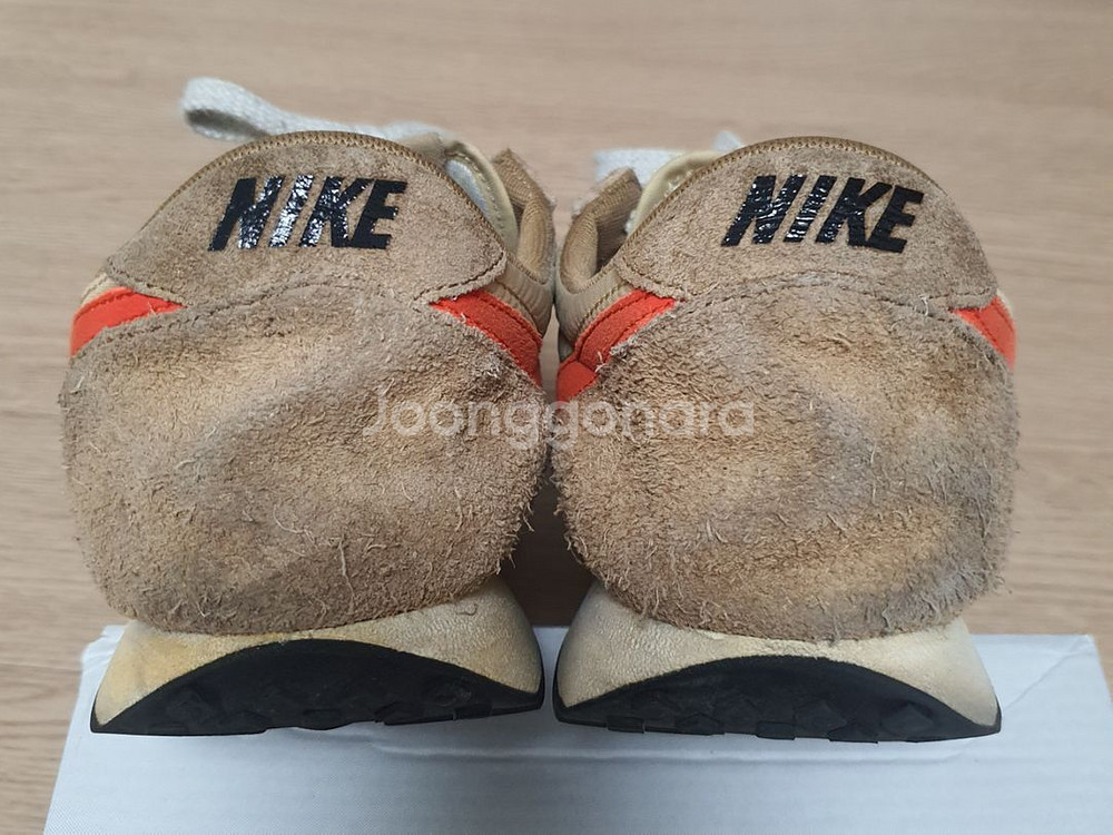 나이키 데이브레이크 SP 베가스골드 270사이즈 16만--2