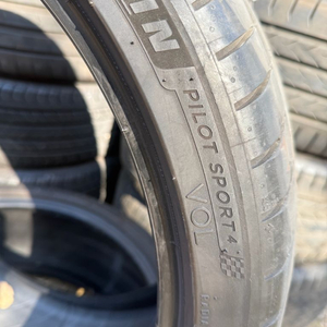 2553520 미쉐린PS4 A급 2본 팝니다