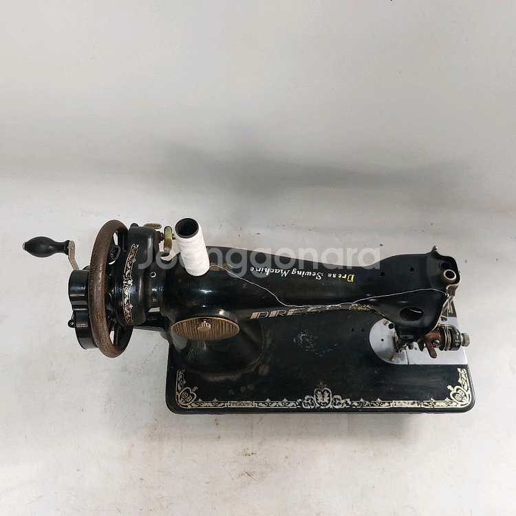 옛날 재봉틀/ 미싱--2