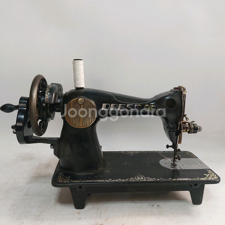 옛날 재봉틀/ 미싱--1