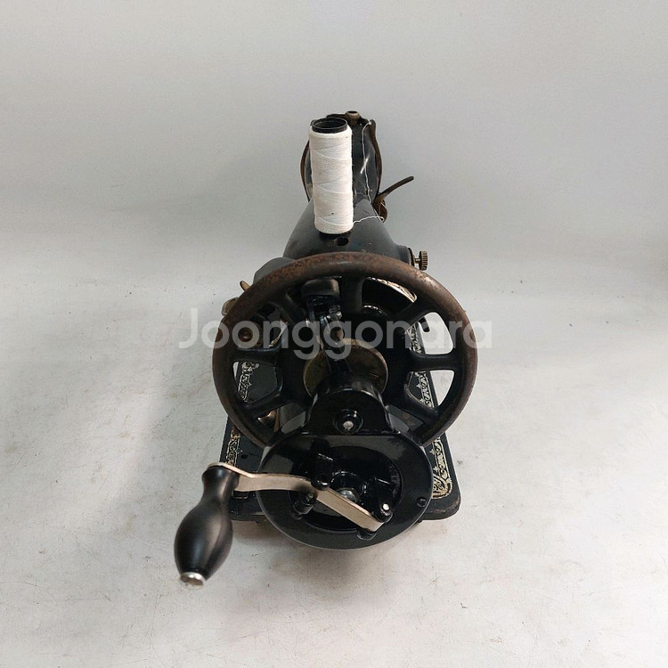 옛날 재봉틀/ 미싱--3