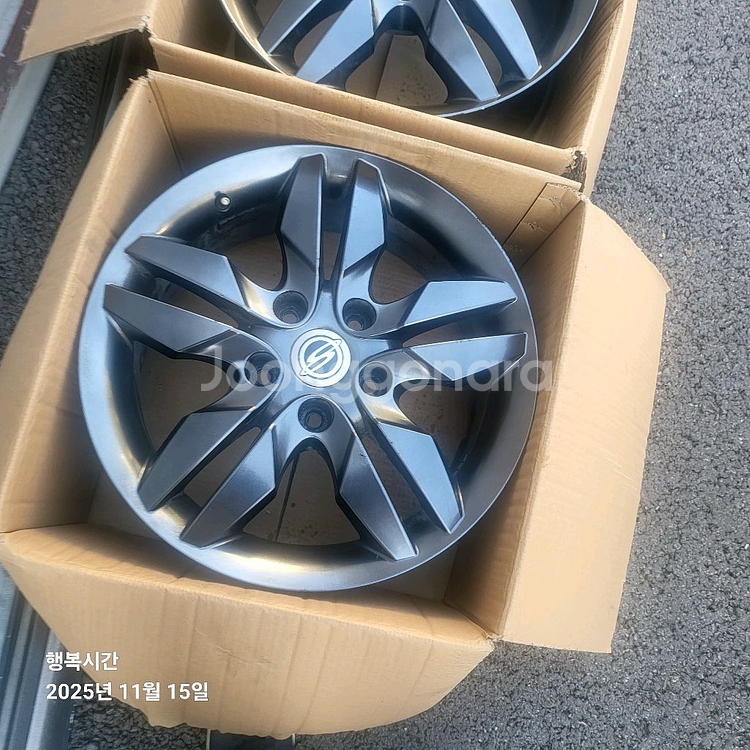 18인치 순정 알로이 휠 타이어 세트--2
