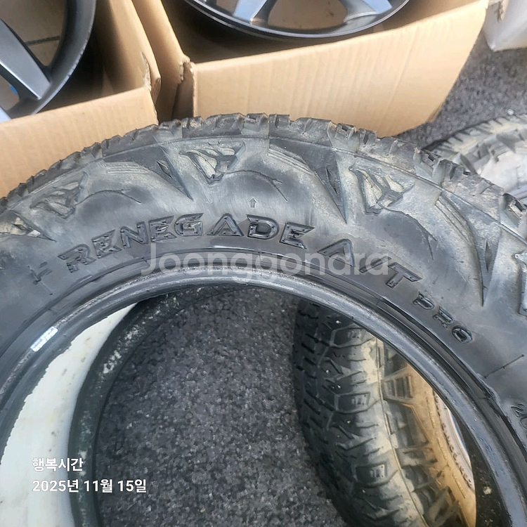 18인치 순정 알로이 휠 타이어 세트--4