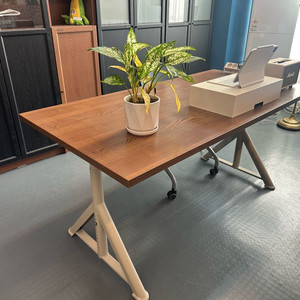 이케아 IDSEN 이도센 책상 160x80 브라운