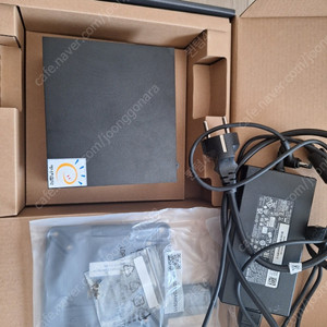 아수스 pn64 초미니PC i7 32G램 SSD512