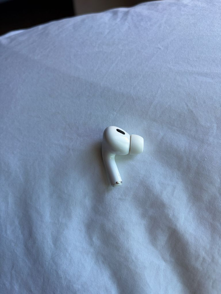 에어팟 프로 2세대 왼쪽유닛 c타입--1
