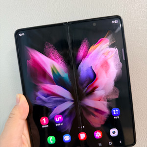갤럭시Z폴드3 256기가 블랙색상