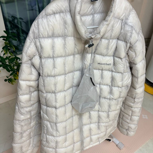 몽벨 경량 패딩점퍼 XL