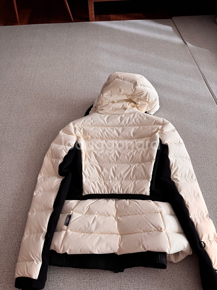 몽클레어 그레노블 여성 자켓 판매--4