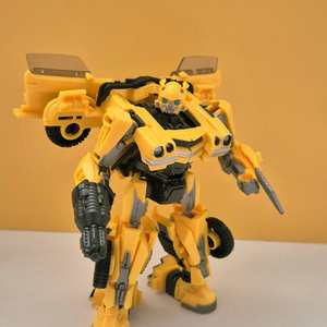 [택포]트랜스포머 스튜디오시리즈100 범블비