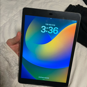 아이패드 9세대 실버 256gb 풀세트 S급