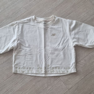 뉴발란스키즈 여아 티셔츠130