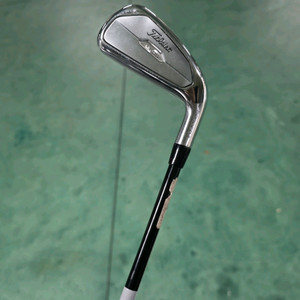 타이틀리스트 u505 유틸리티 아이언 4번