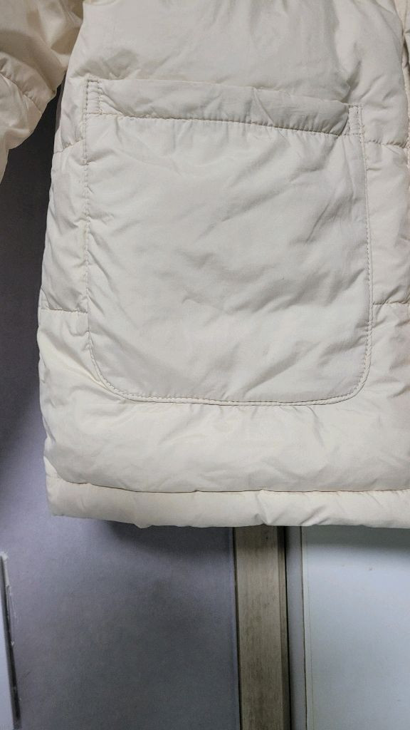 빈폴키즈 아이보리 패딩 140사이즈입니다 새옷수준--9
