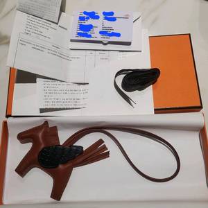 에르메스 참 페가수스 악어 가죽 팝니다