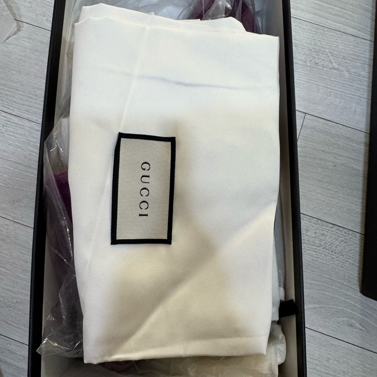 구찌 벨벳 털 슬리퍼--2