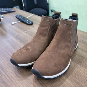 가버 롤링소프트 첼시 부츠 235mm.새상품