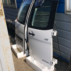 그랜드스타렉스 5밴 3밴 스윙도어 양문백도어 양문도어 신차탈거 보관 팝니다