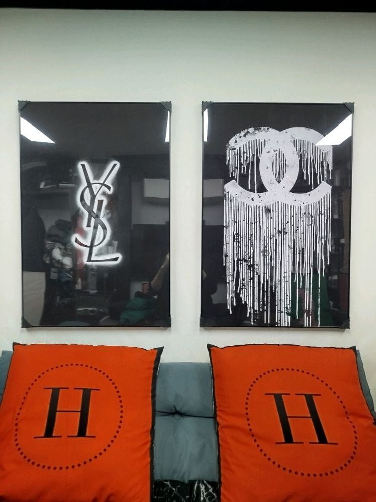 ysl 입생로랑 생로랑 로고 대형 그림 액자 팝아트 인테리어소품 인테리어액자 명품그림 가방 지갑 아트 스카프 이미지