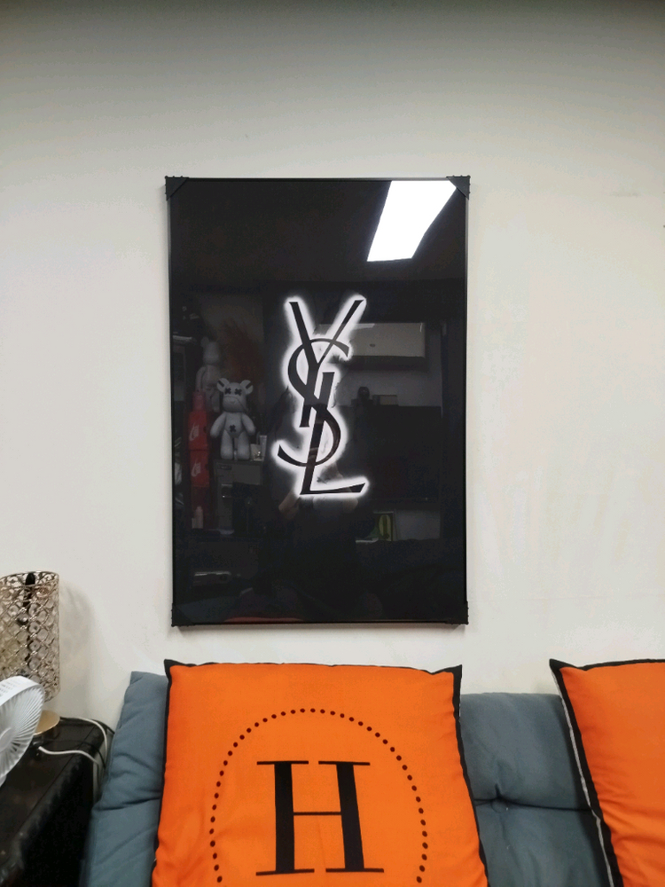 ysl 생로랑 로고 입생로랑 대형 그림 액자 팝아트 인테리어소품 인테리어액자 명품그림 가방 아트 샤넬액자 샤넬그림 이미지