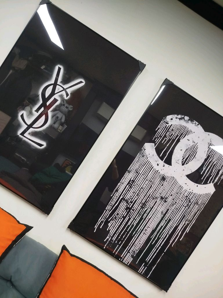 ysl 생로랑 로고 입생로랑 대형 그림 액자 팝아트 인테리어소품 인테리어액자 명품그림 가방 아트 샤넬액자 샤넬그림 이미지