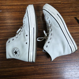 컨버스 척테일러 윈터 안감양털 레더 하이 280 이미지