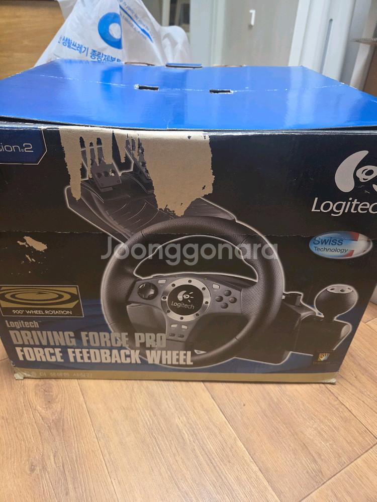 로지텍 드라이빙 포스 프로 레이싱휠--1
