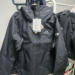 아이더 고어텍스 재킷 새상품 초특가 판매합니다.